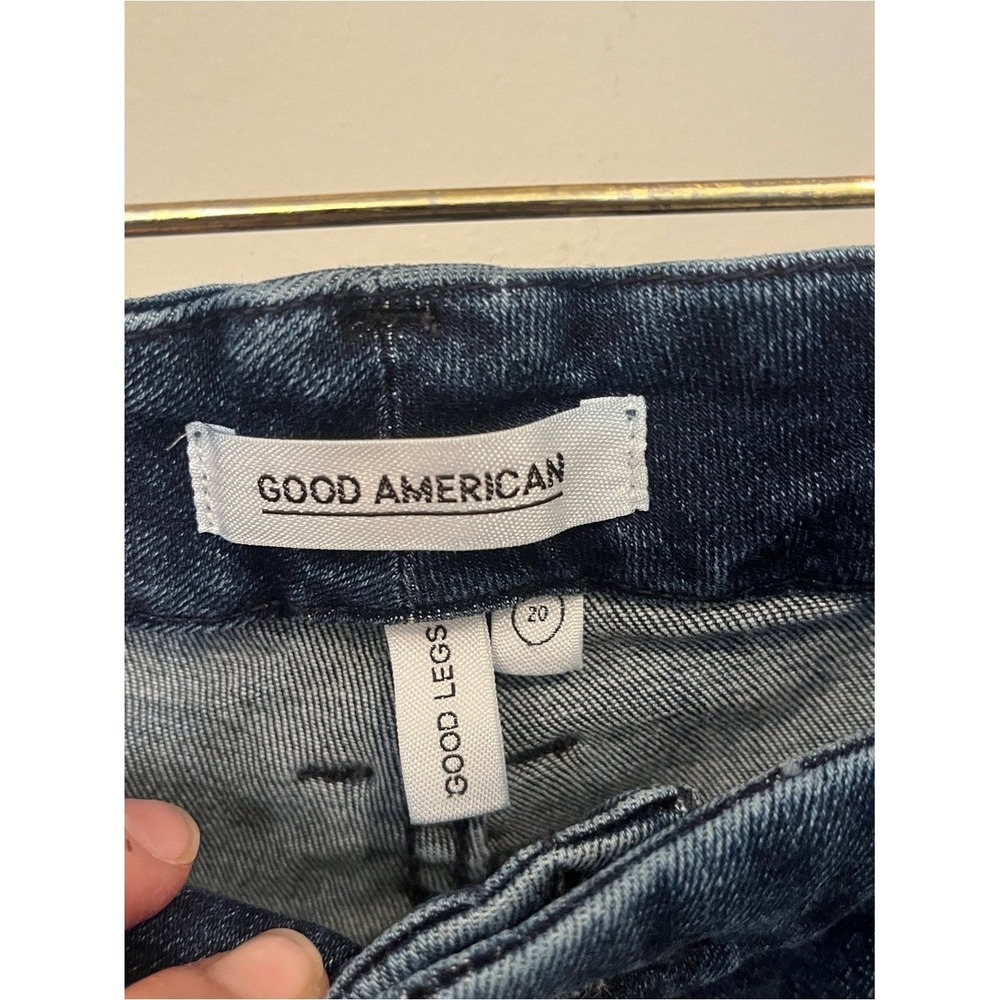 Good American Good Legs Crop Skinny Jeans Blue 20 Raw Chewed Hem - Picture 8 of 13